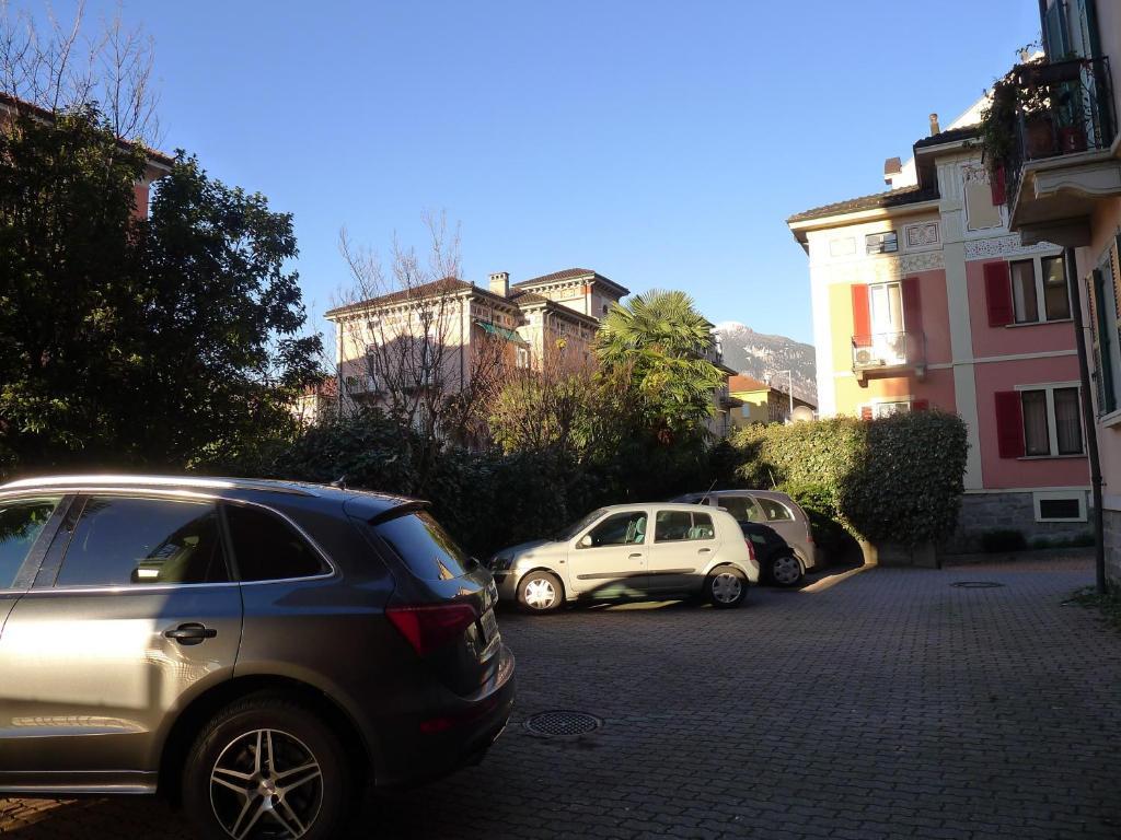 Casa Jolanda Lägenhet Bellinzona Exteriör bild